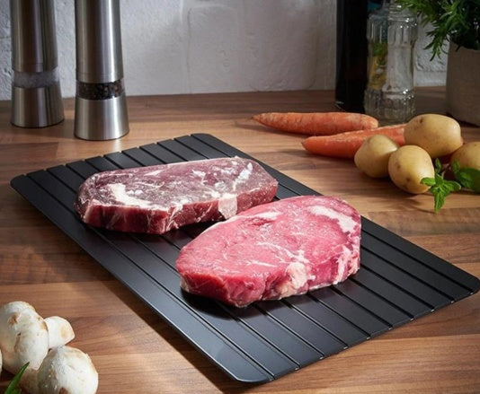 Fast Defrosting Tray - close-up detail