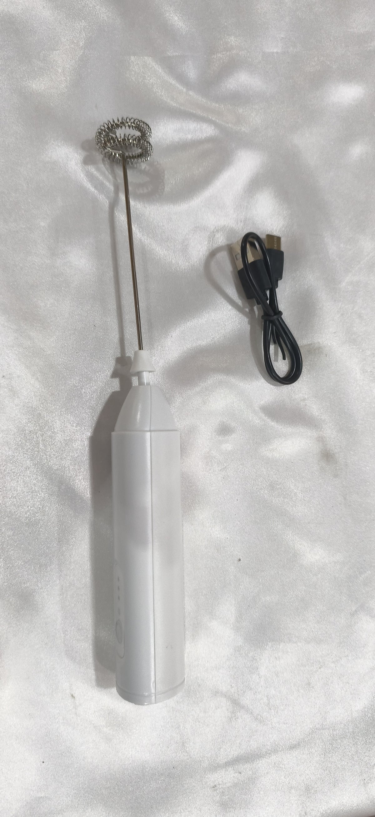 Wireless Electric Milk Frother - size and features view