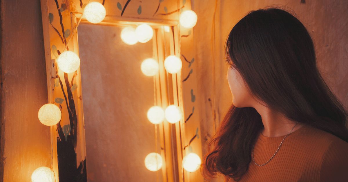 LED Hollywood Vanity Makeup Mirror - product