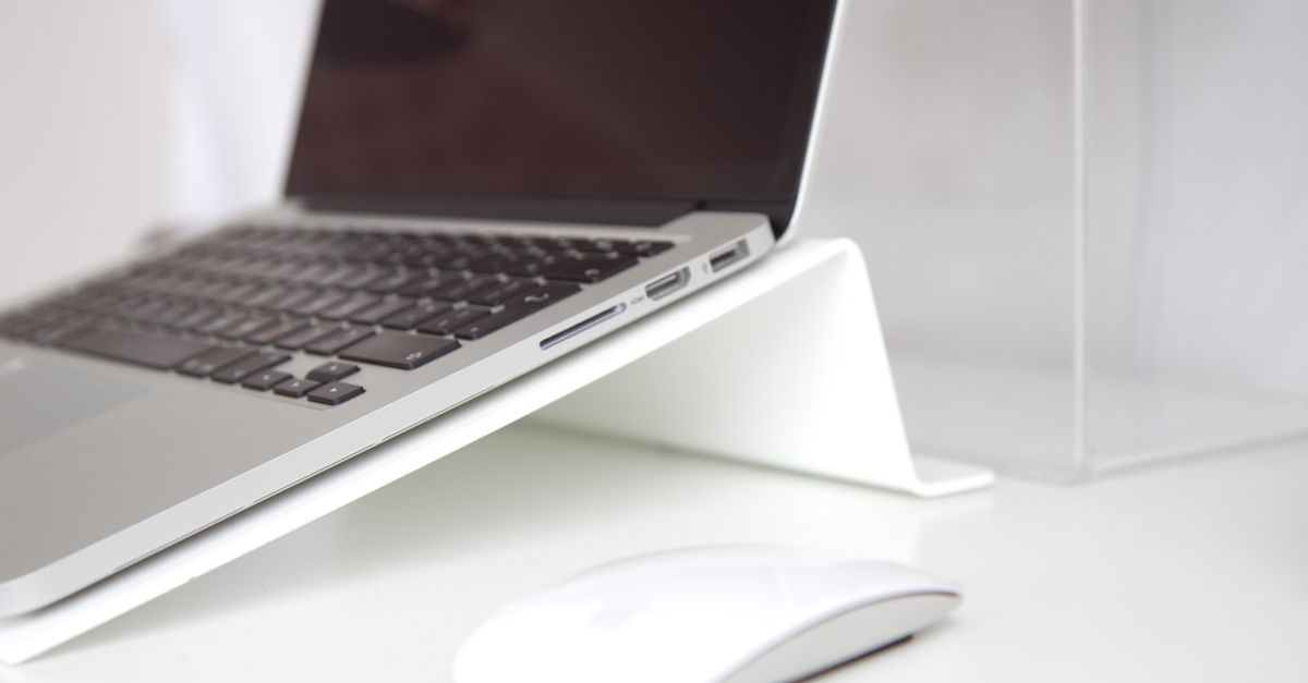 Adjustable Aluminum Laptop Stand - office setup