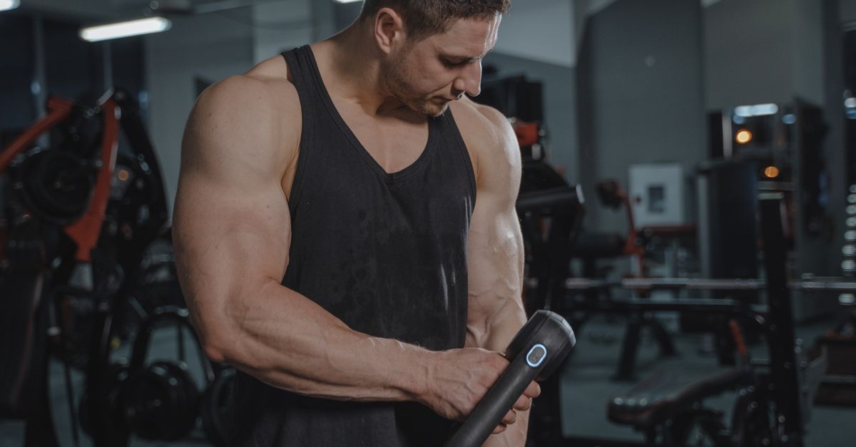 Percussion Mini Massage Gun - gym use